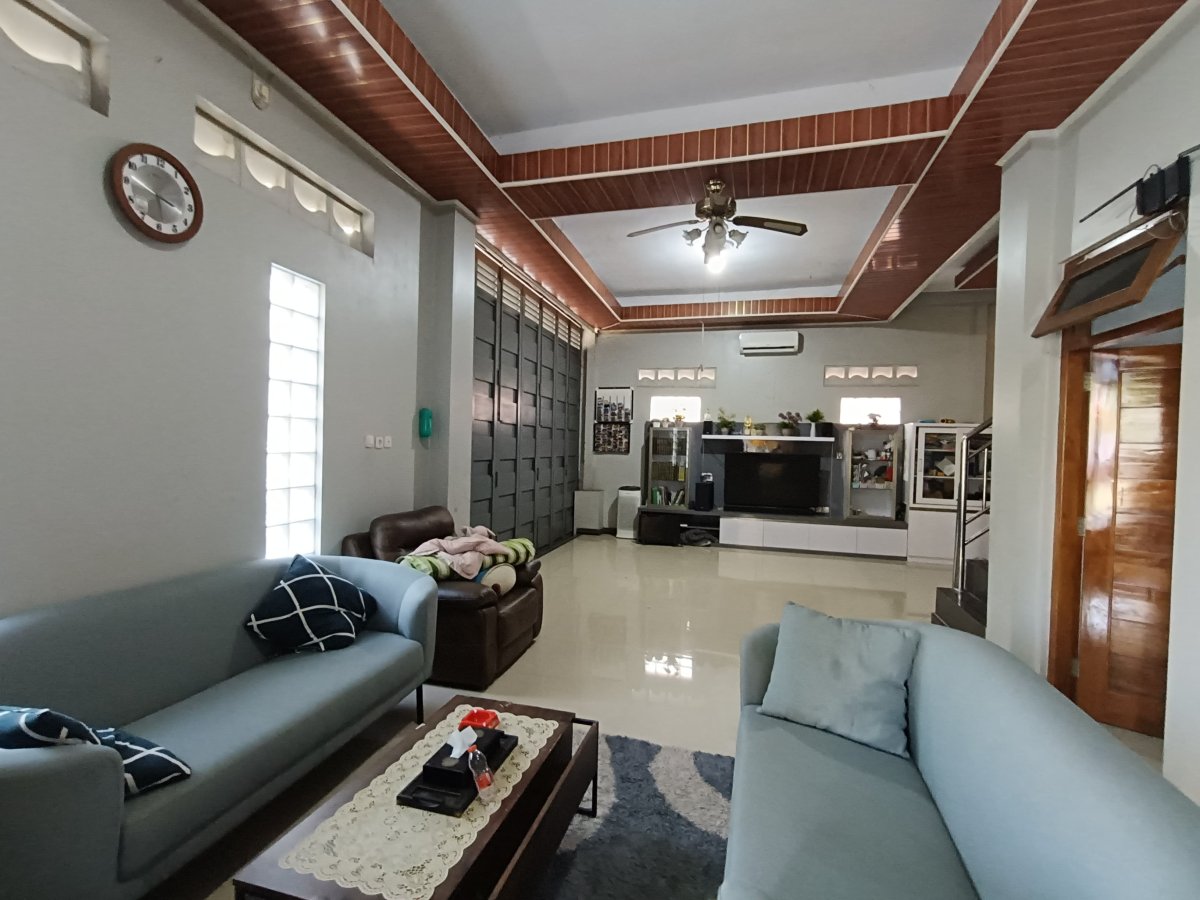 Rumah Siap Pakai 2 Lantai di Banyuanyar, Solo - Foto 7