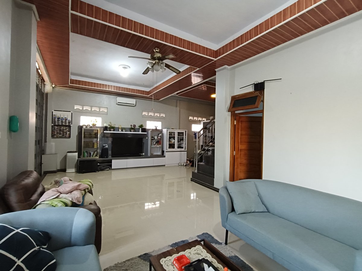 Rumah Siap Pakai 2 Lantai di Banyuanyar, Solo - Foto 11