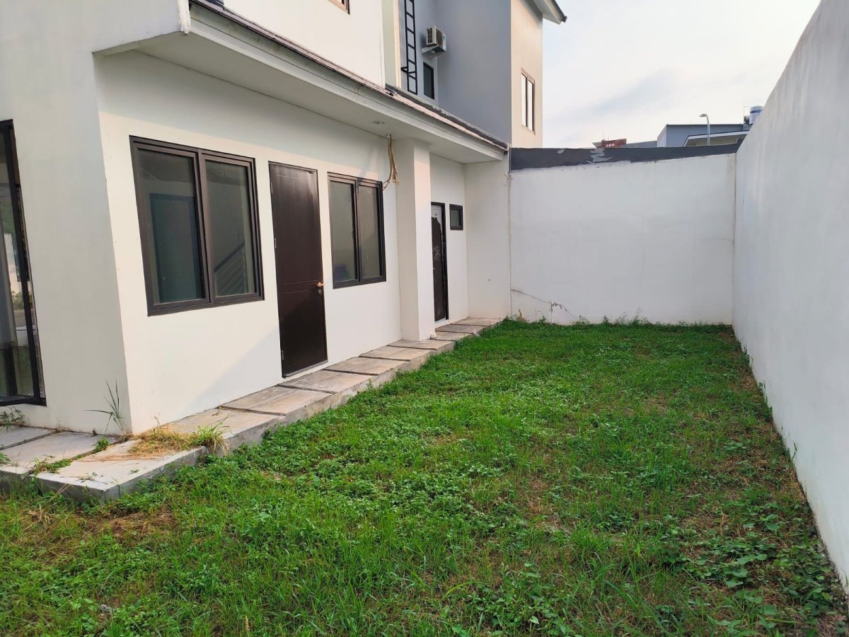 Dijual Rumah Rapih, Besih, Asri Di Cluster Shinano JGC, Cakung - Jakarta Timur - Foto 3