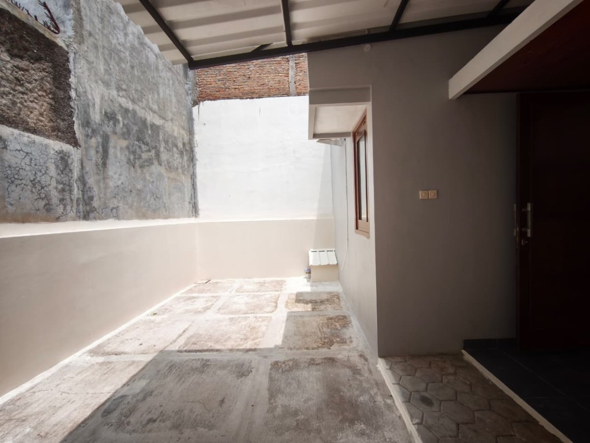 Rumah Bagus Siap Pakai di Cluster Elite – Pabelan, Kartasura, Solo - Foto 7