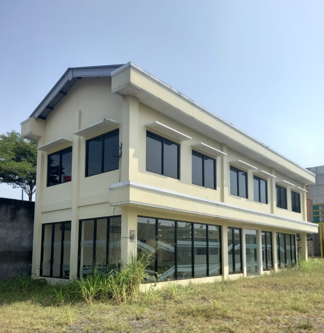 Ruang Usaha Sangat Strategis di Jalan Adisucipto, Solo - Properti | Harcourts