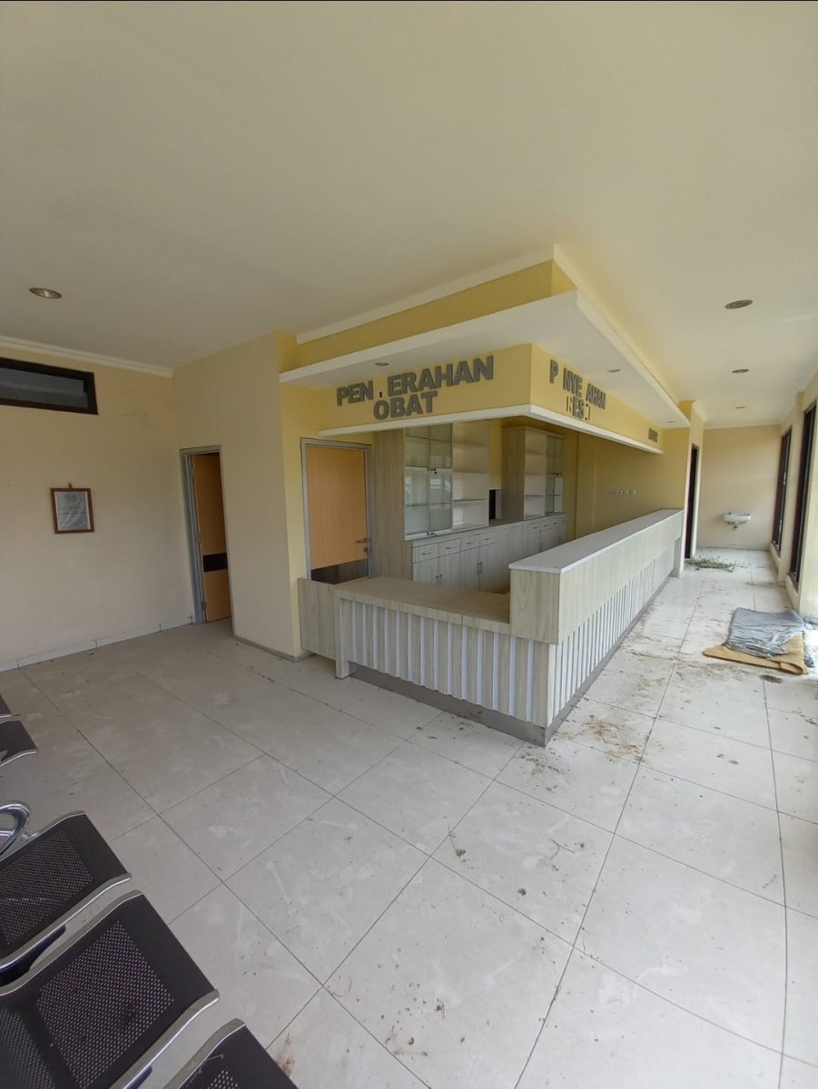 Ruang Usaha Sangat Strategis di Jalan Adisucipto, Solo - Foto 2