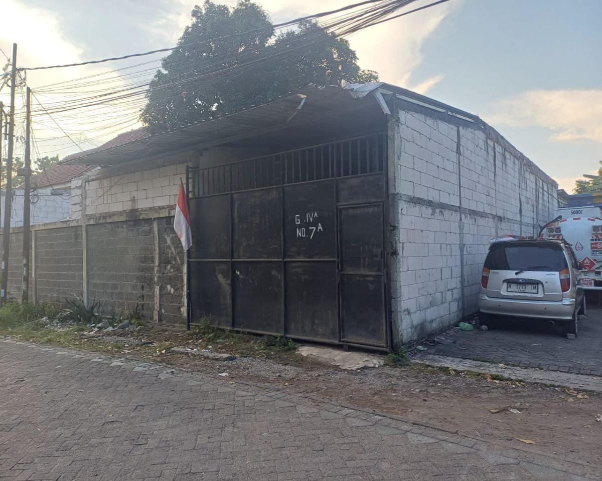 Jual Rumah Murah Hitung Tanah Lokasi @Kutisari Selatan Surabaya - Foto 2
