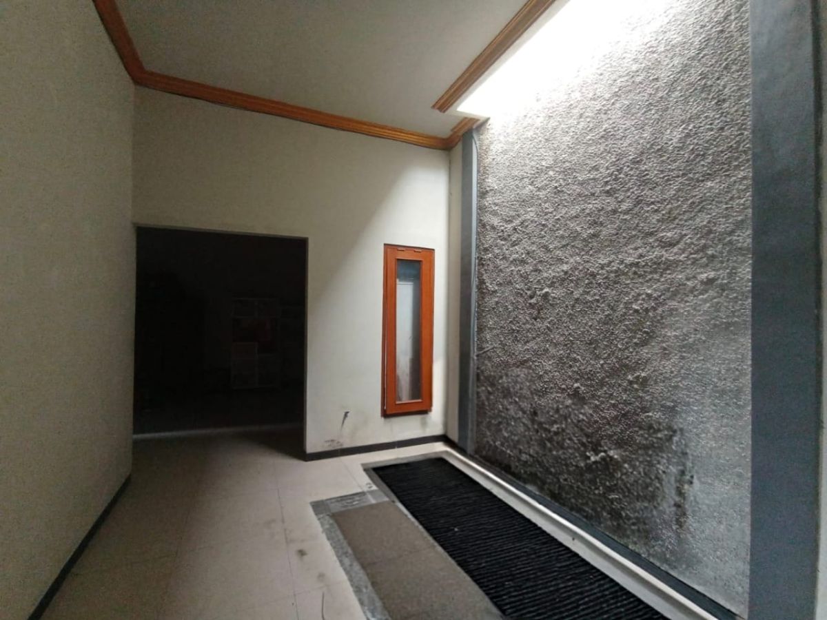 Dijual Cepat! Rumah 2 Lantai Siap Huni di Gagaksipat Dekat Bandara & Tol - Foto 2