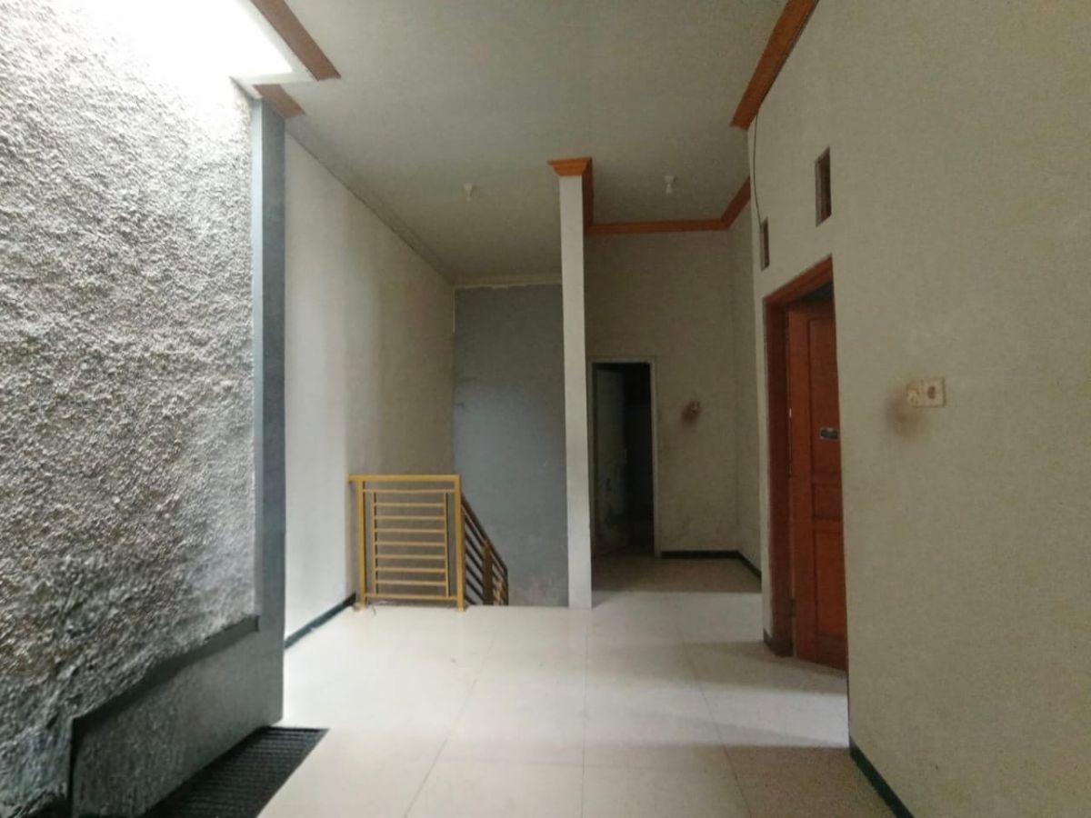 Dijual Cepat! Rumah 2 Lantai Siap Huni di Gagaksipat Dekat Bandara & Tol - Foto 3