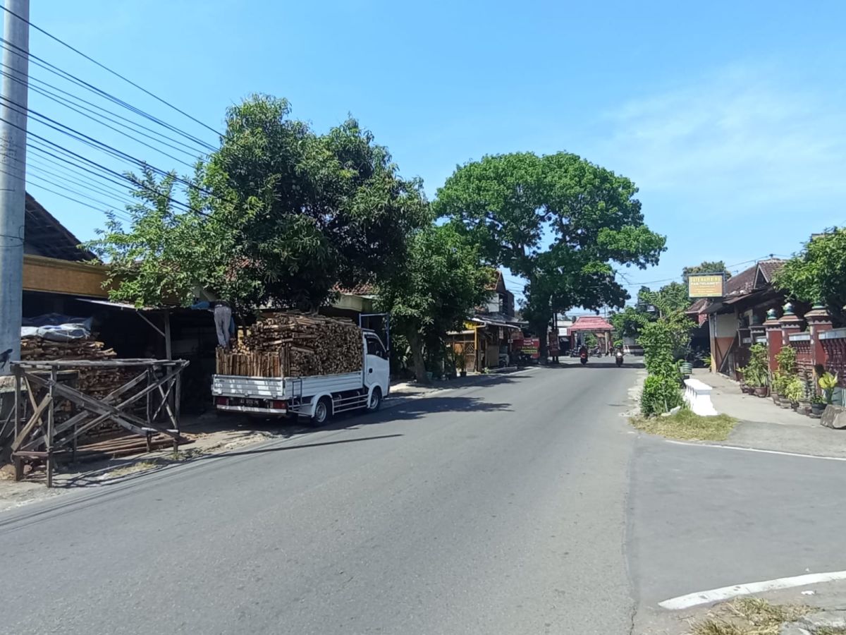 Disewakan Ruko 2 Lantai Strategis di Gembongan — Dekat The Heritage Palace - Foto 2