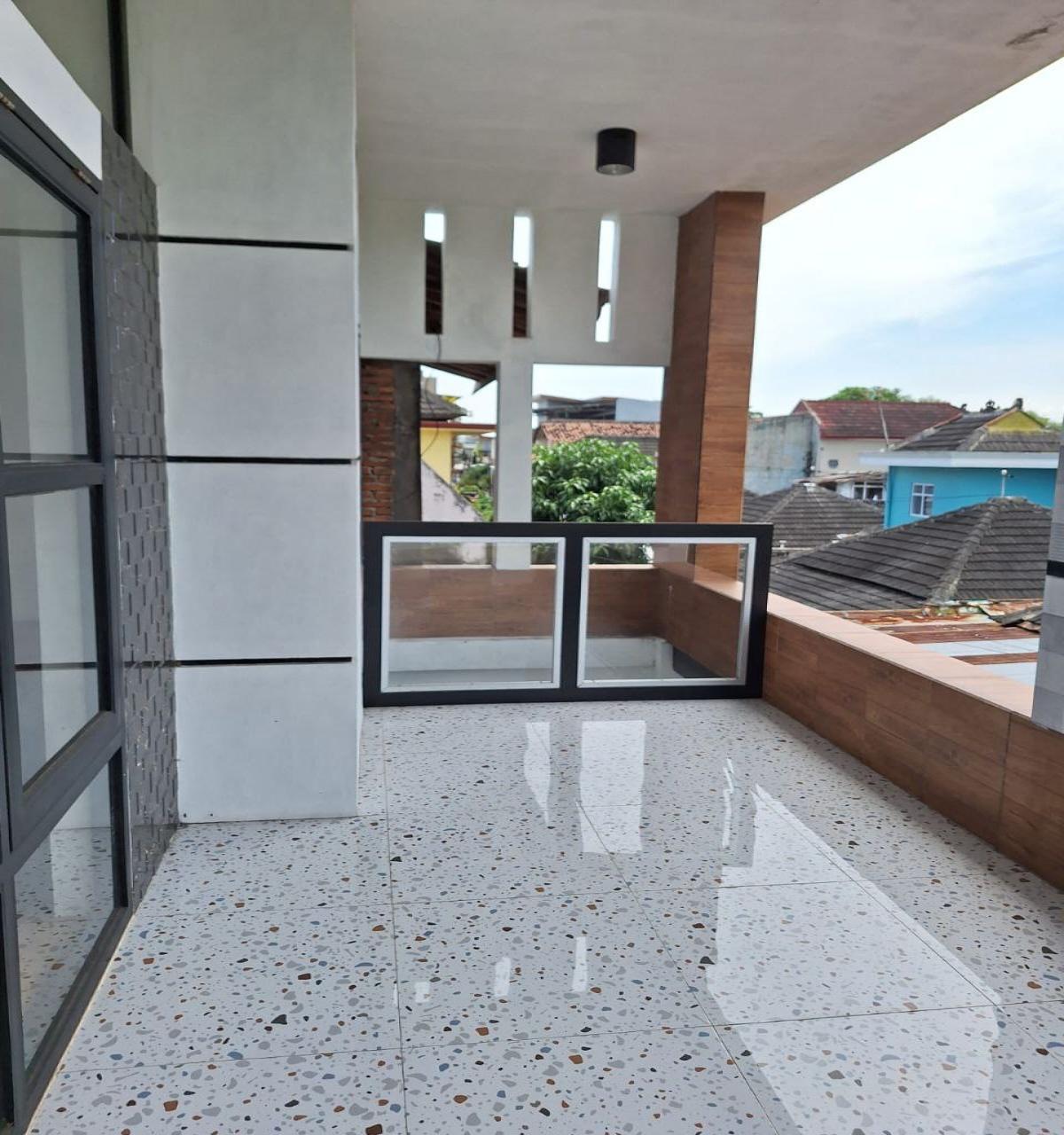 Dijual Rumah Bagus Terawat Lokasi @Perum Bandulan Sukun Malang - Foto 10