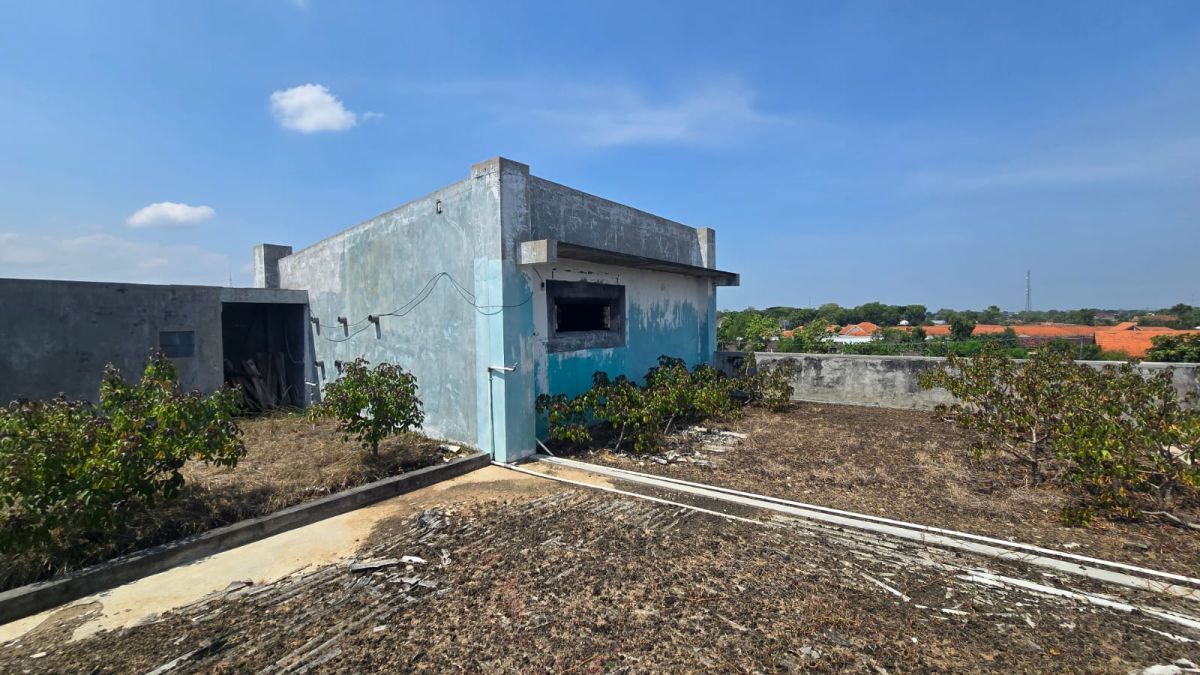 DIJUAL! Toko + Gedung Walet di Jalan Raya Sukowati Sragen!! - Foto 2