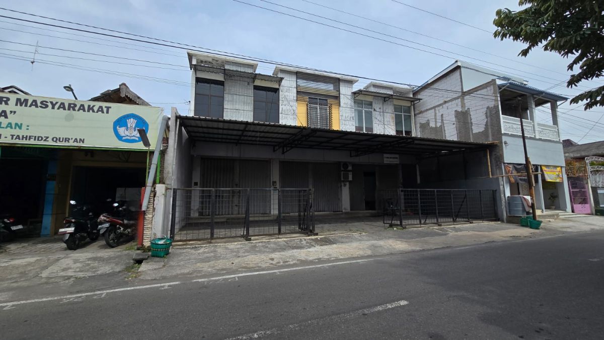 Sewa Ruko Strategis Dekat Jalan Veteran Tipes Serengan, Solo