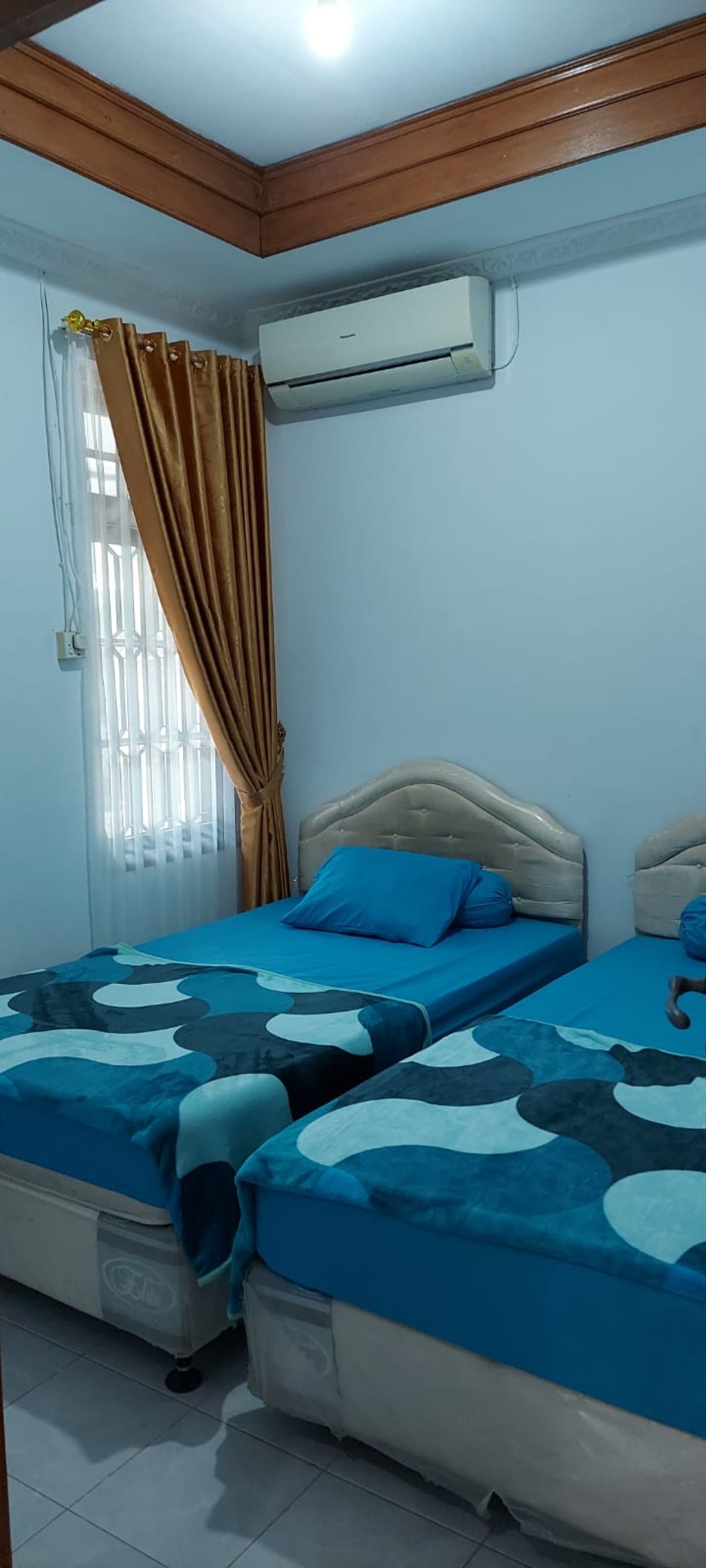 Dijual Rumah Bagus Full Furnished Siap Pakai di Perum Fajar Indah Baturan Colomadu, Solo - Foto 5