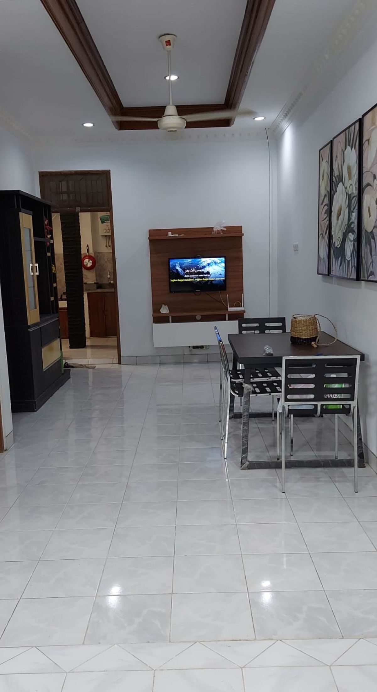 Dijual Rumah Bagus Full Furnished Siap Pakai di Perum Fajar Indah Baturan Colomadu, Solo - Foto 6