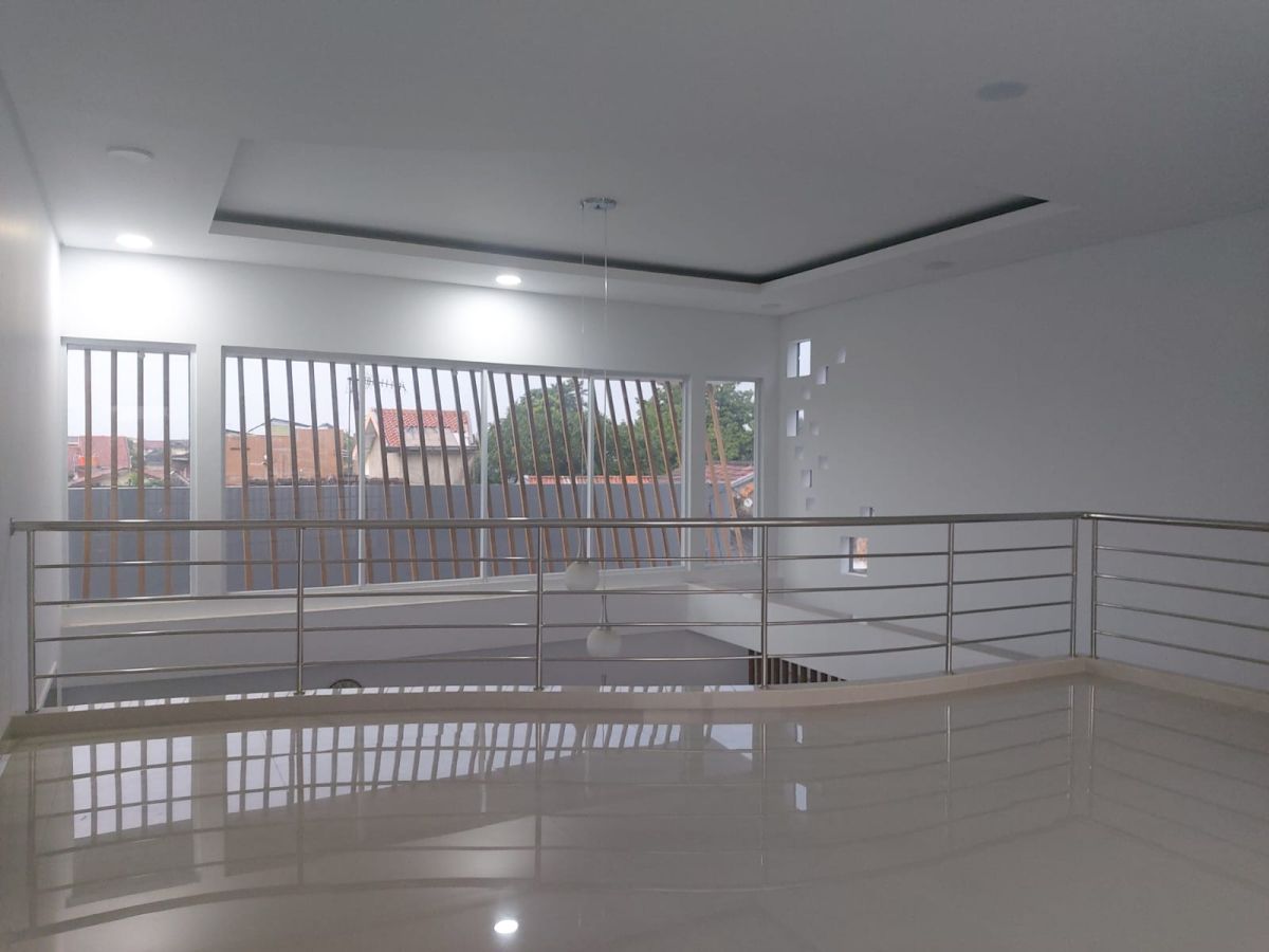 Dijual Rumah Baru Minimalis Dekat Veteran Serengan Solo Kota dan Solo Baru - Foto 4