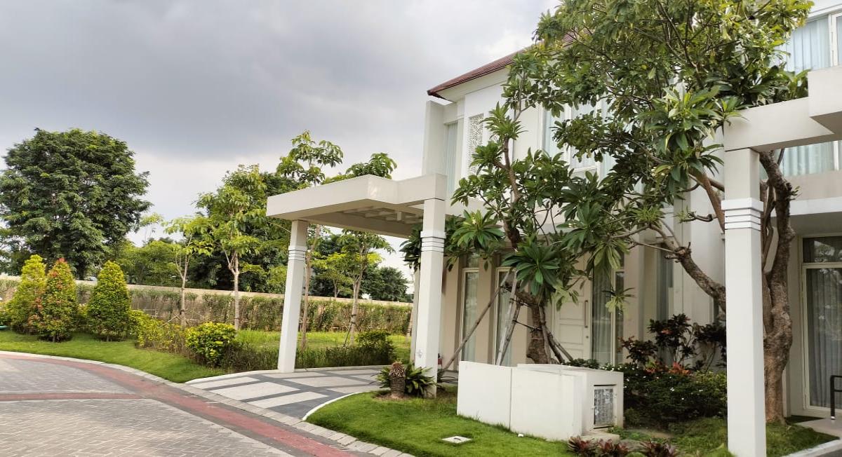 Lelang Rumah Mewah Murah Lokasi Premium @Grand Pakuwon Surabaya barat - Foto 3