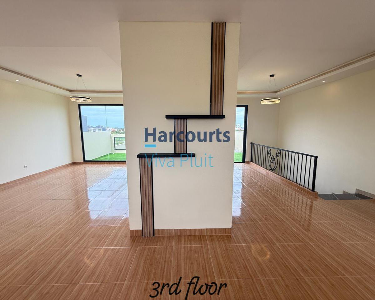 Turun Harga! Disewakan Rumah Exclusive 3 Lantai Di Bukit Danau Indah - PIK 2 - Foto 9