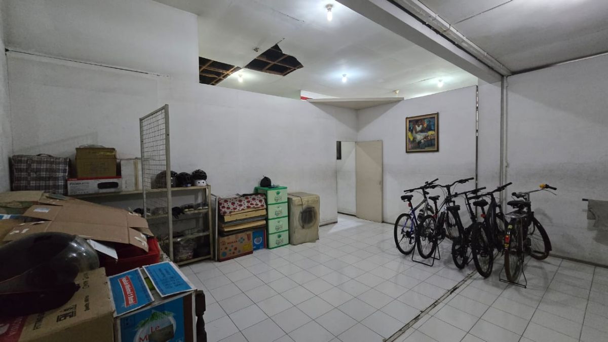 Dijual Toko Strategis di Jalan Adi Sumarmo Banyuanyar, Solo - Foto 6