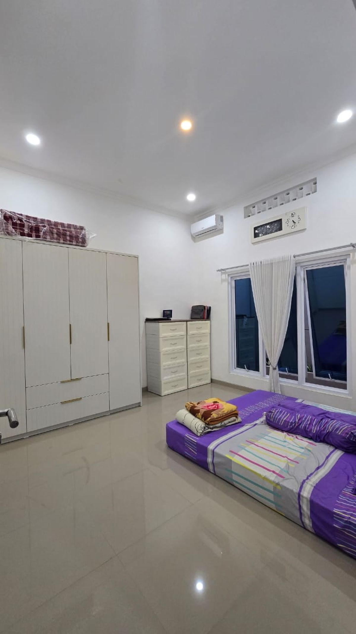Dijual Rumah Bagus Modern Minimalis di Perumahan Colomadu, Solo - Foto 3