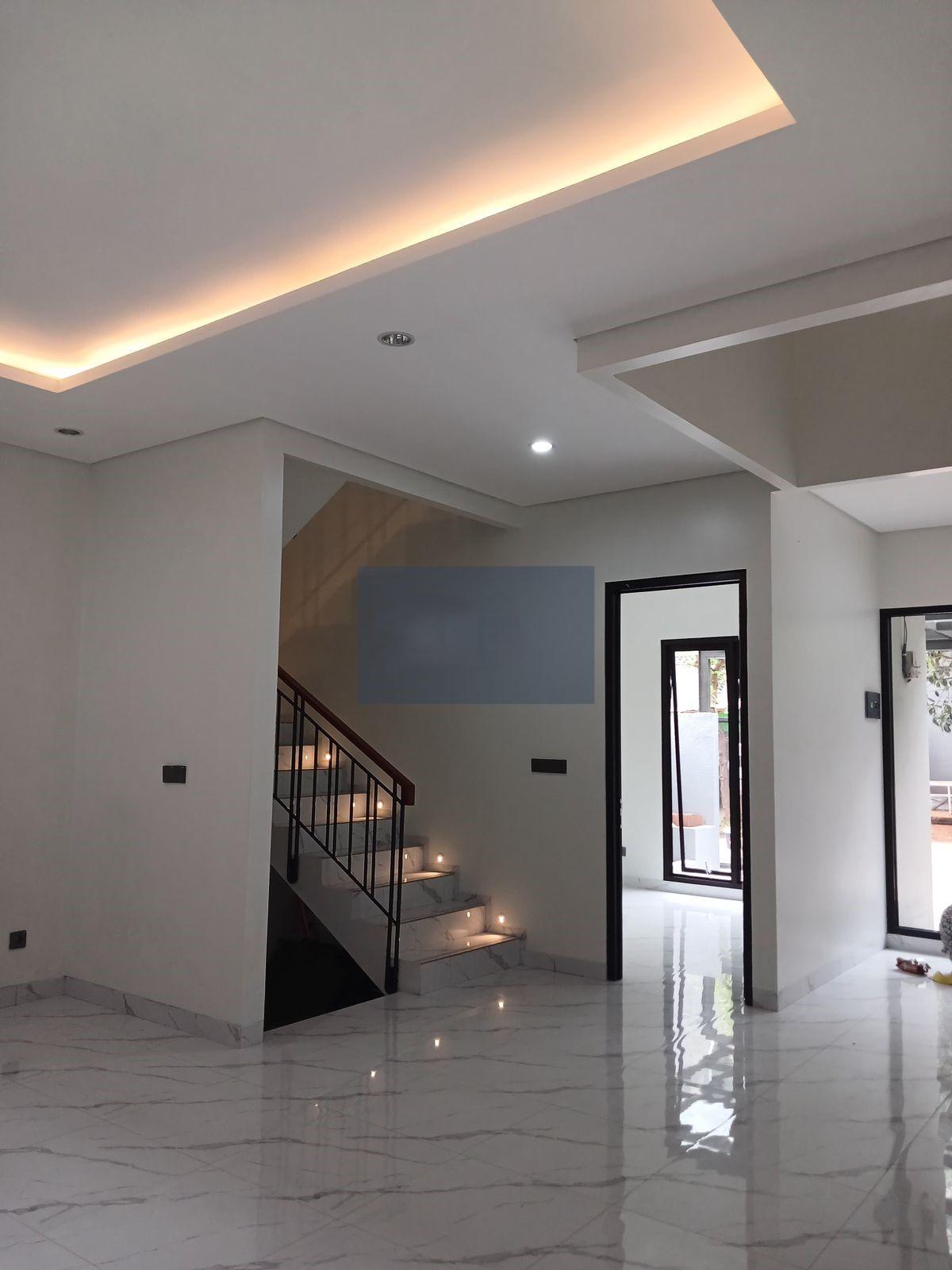 Rumah Hunian Baru Jagakarsa - Foto 2