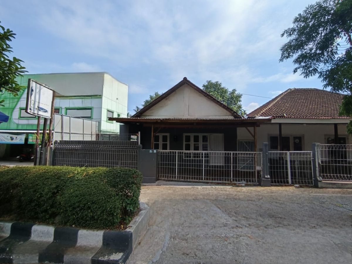Dijual Rumah Hitung Tanah Strategis di Jalan Pandanaran Boyolali Kota Cocok untuk Hunian dan  Tempat Usaha
