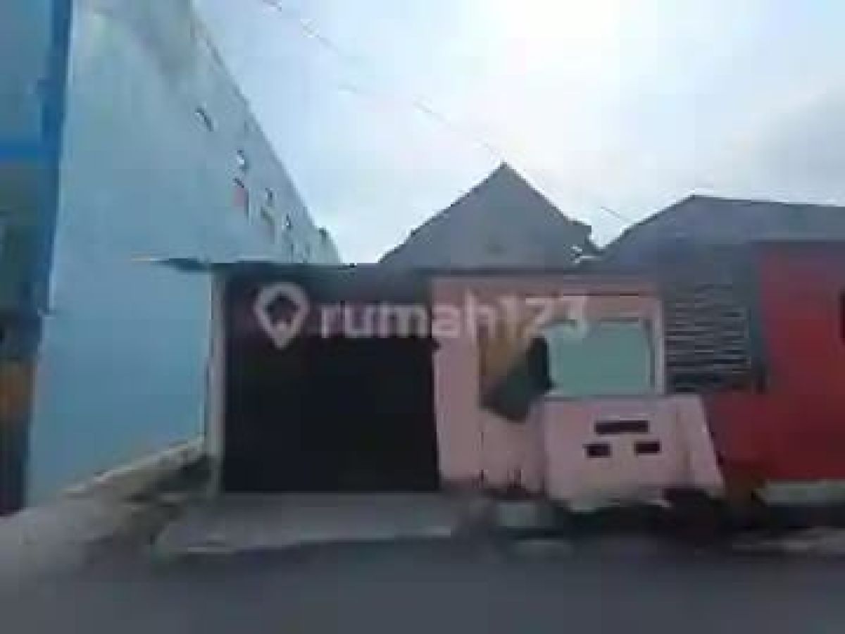 Dijual Rumah Hitung Tanah Lokasi di Sumber, Banjarsari, Solo