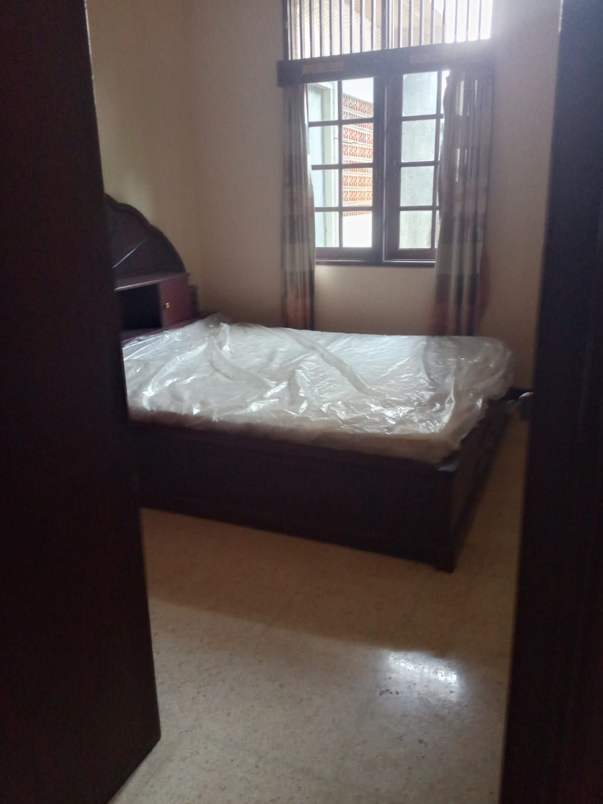 Disewakan Rumah Full Furnished Luas & Nyaman di Gajahan, Colomadu, Solo - Foto 4