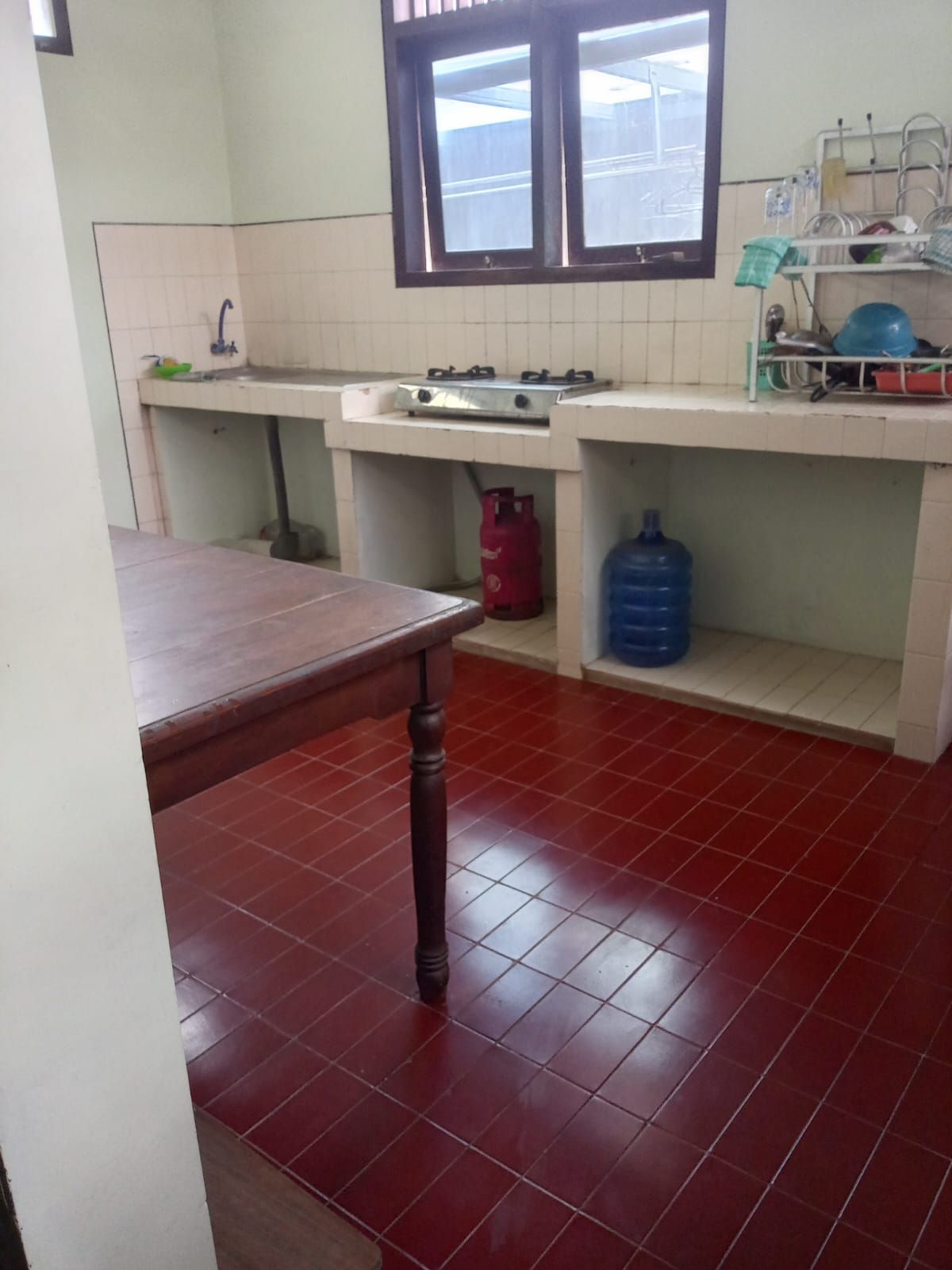 Disewakan Rumah Full Furnished Luas & Nyaman di Gajahan, Colomadu, Solo - Foto 5