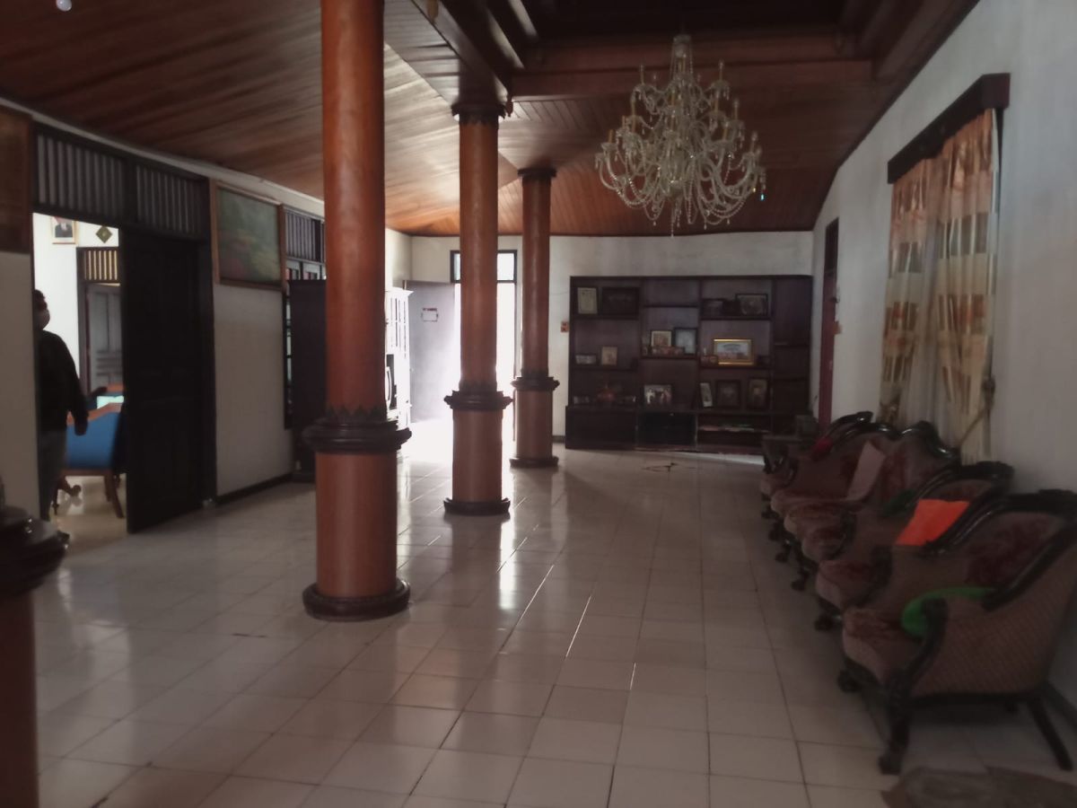 Disewakan Rumah Full Furnished Luas & Nyaman di Gajahan, Colomadu, Solo - Foto 8