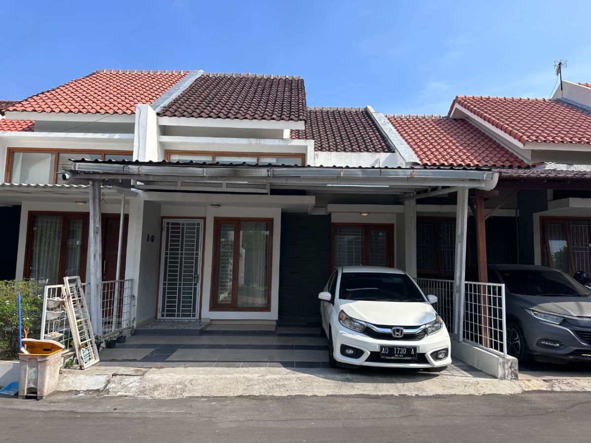 Disewakan Rumah 2 lantai di Cluster Elite