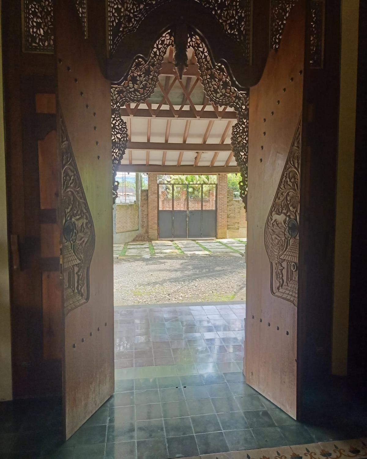 Dijual Rumah Siap Huni di Cimande Caringin - Joglo dengan Lahan Luas - Foto 10