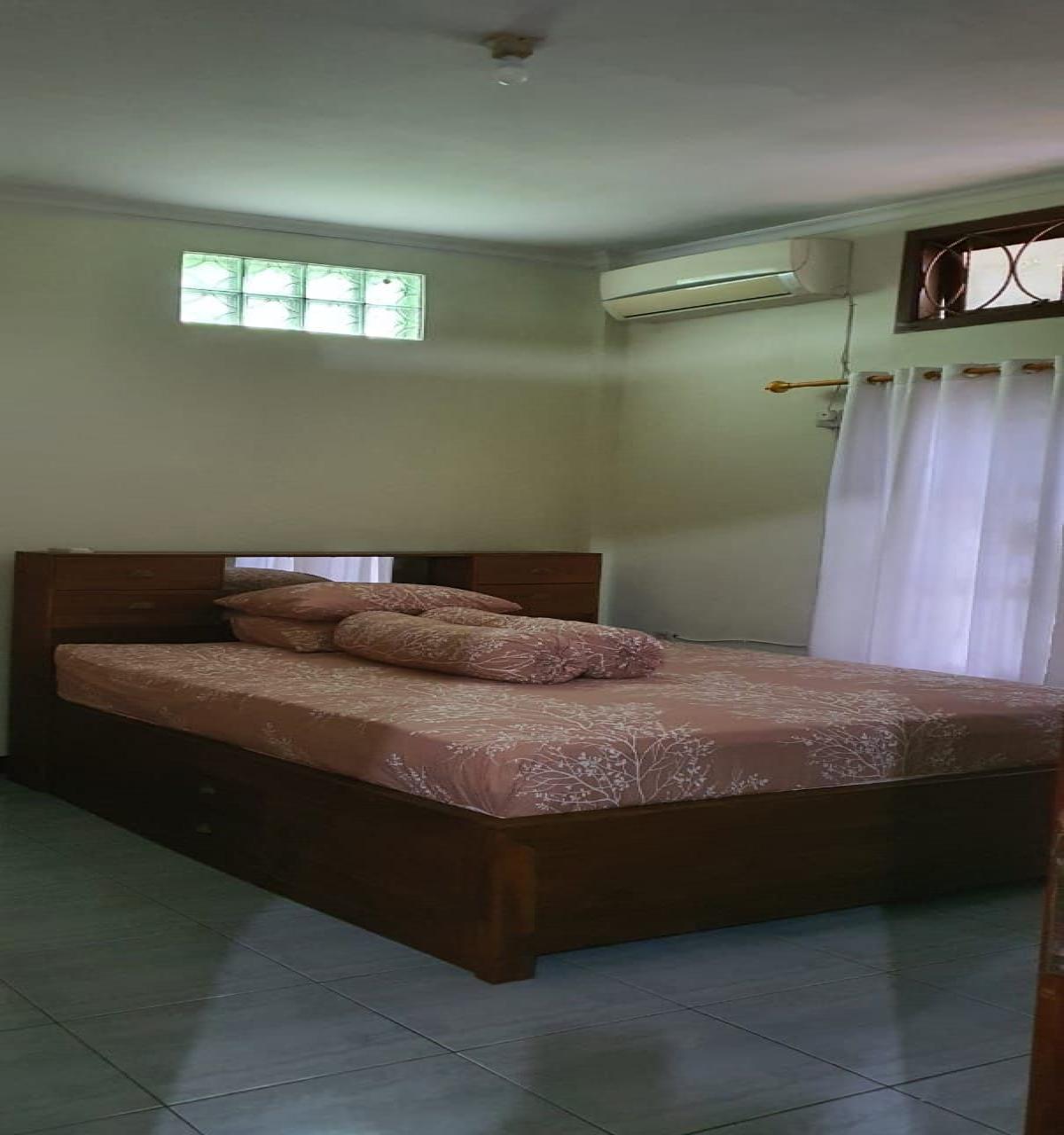 Rumah 2 Lantai Jatinegara - Foto 4