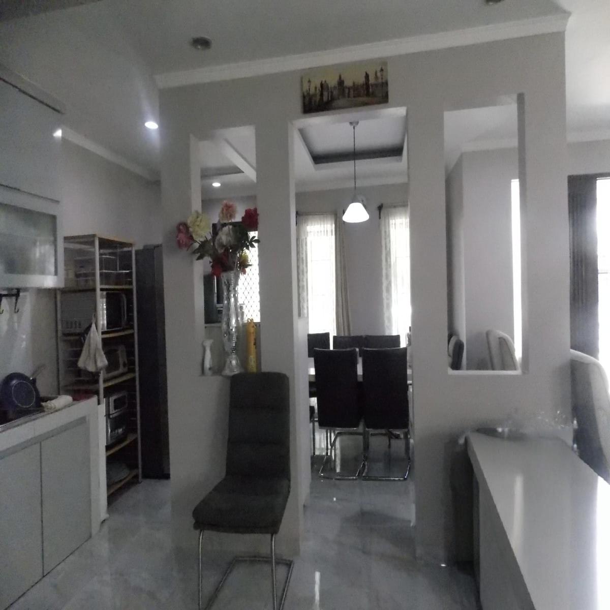 Dijual rumah di kasturi Bintaro Jaya Tangerang Selatan - Foto 2