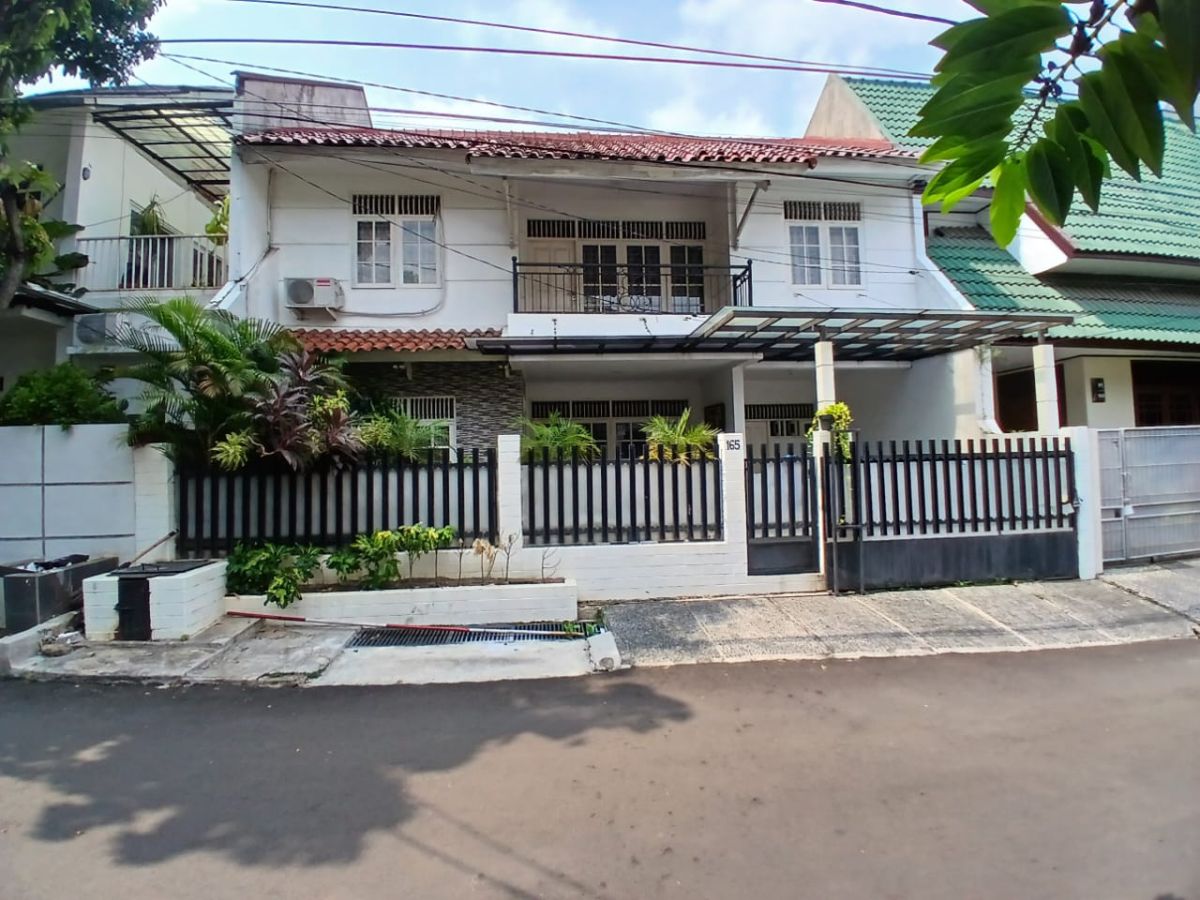 Rumah murah di Mega Cinere Depok Jawa Barat