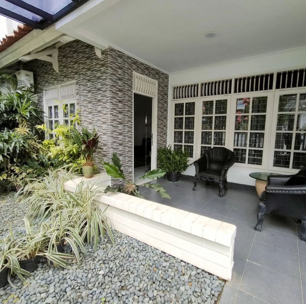 Rumah murah di Mega Cinere Depok Jawa Barat - Foto 2