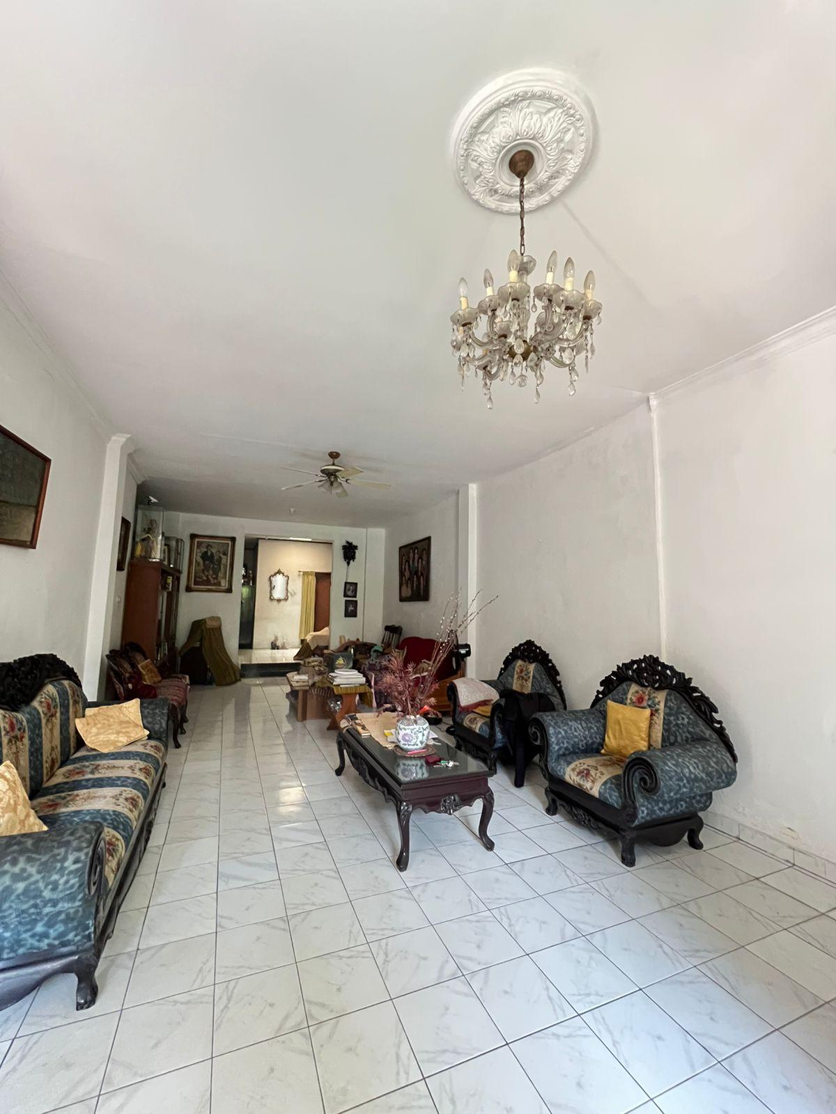 Rumah Kawasan Elit Jakarta Selatan - Foto 8