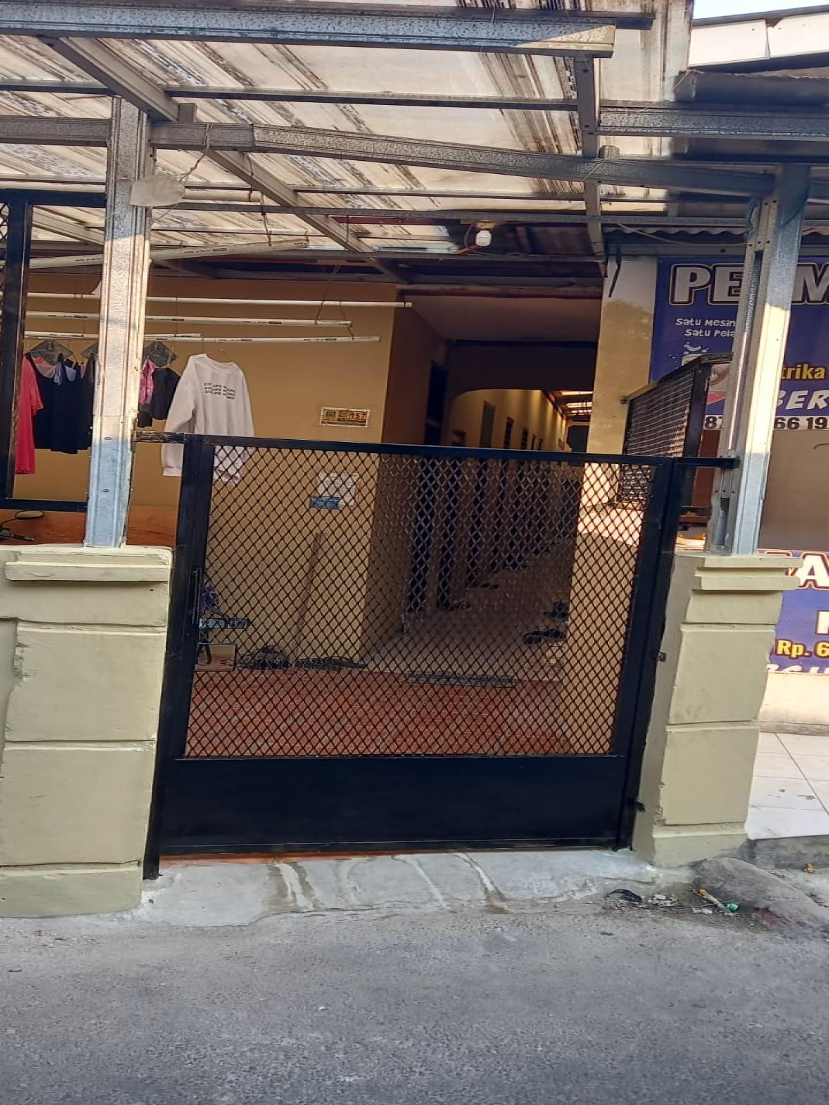 Dijual rumah kos murah di Ciledug Tangerang