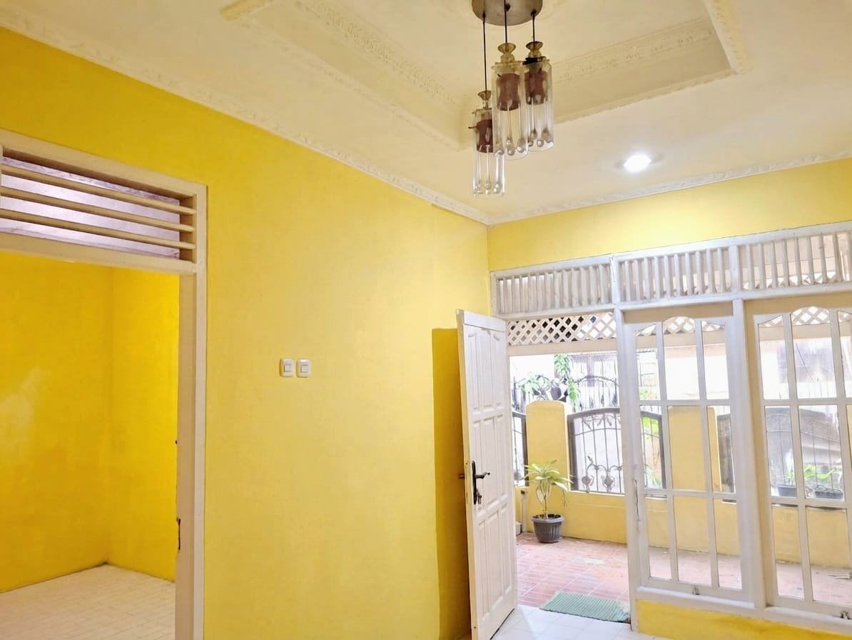 Rumah Minimalis di Komplek Pinang Indah dekat Graha Raya Bintaro - 10 Menit ke Pintu Toll - Foto 5