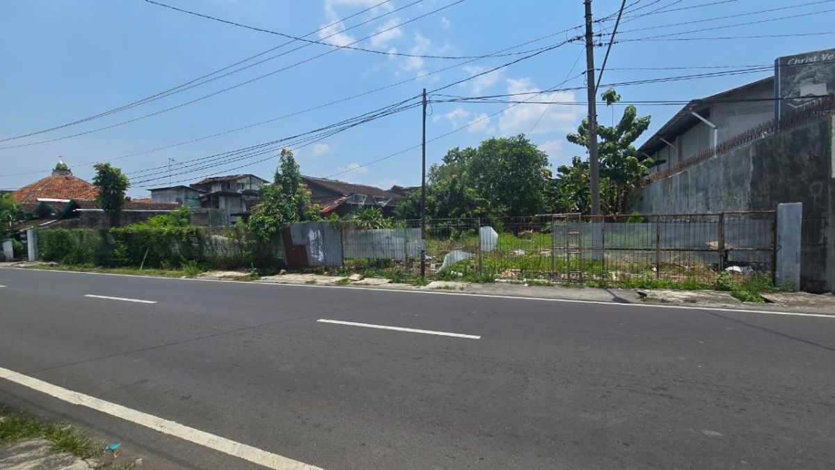 Disewakan Tanah Super Strategis Pusat Kota di Joyotakan Serengan, Solo