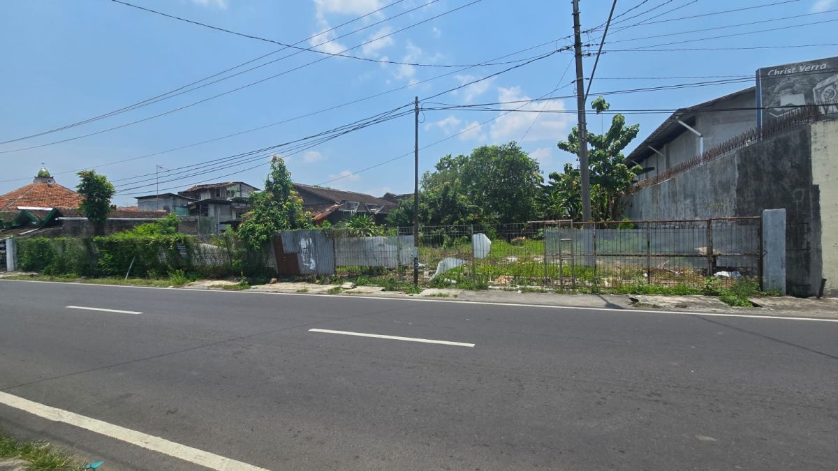 Disewakan Tanah Super Strategis Pusat Kota di Joyotakan Serengan, Solo - Foto 3