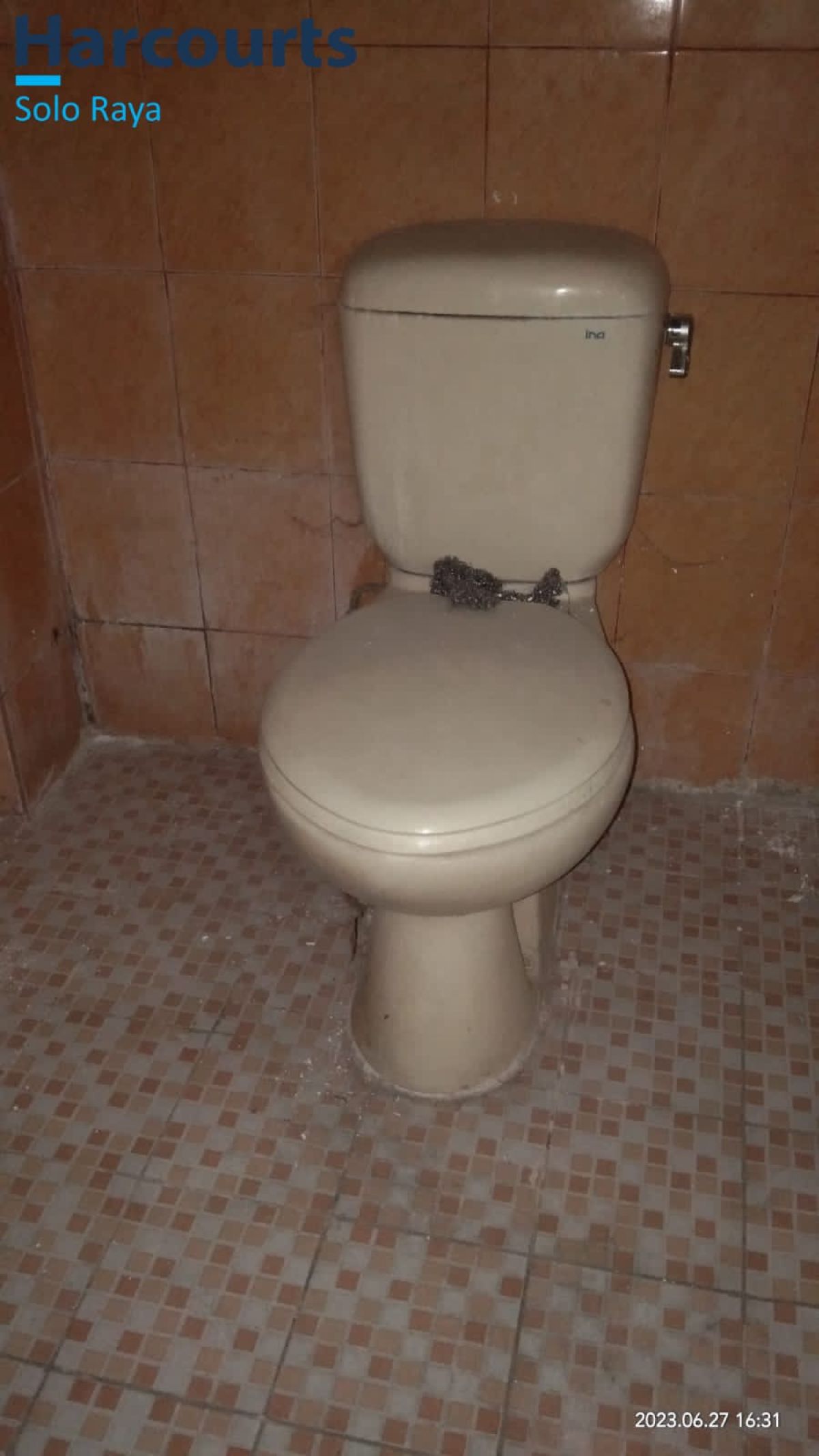 Dijual Rumah Siap Huni di Tengah Kota Solo. Lokasi di Laweyan - Foto 9
