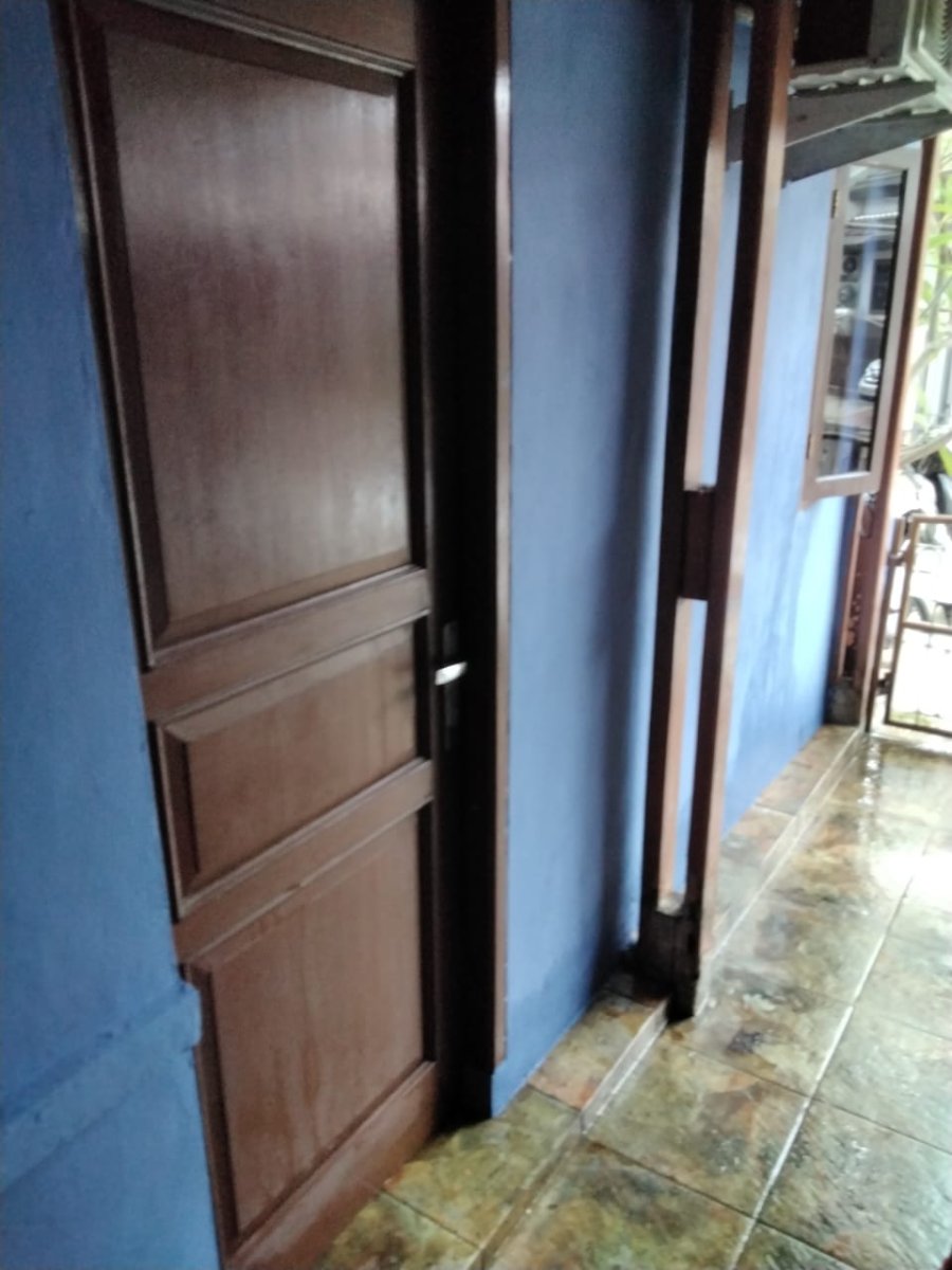 Dijual Rumah Minimalis di Regency Melati Mas, Tangerang Selatan - Foto 3