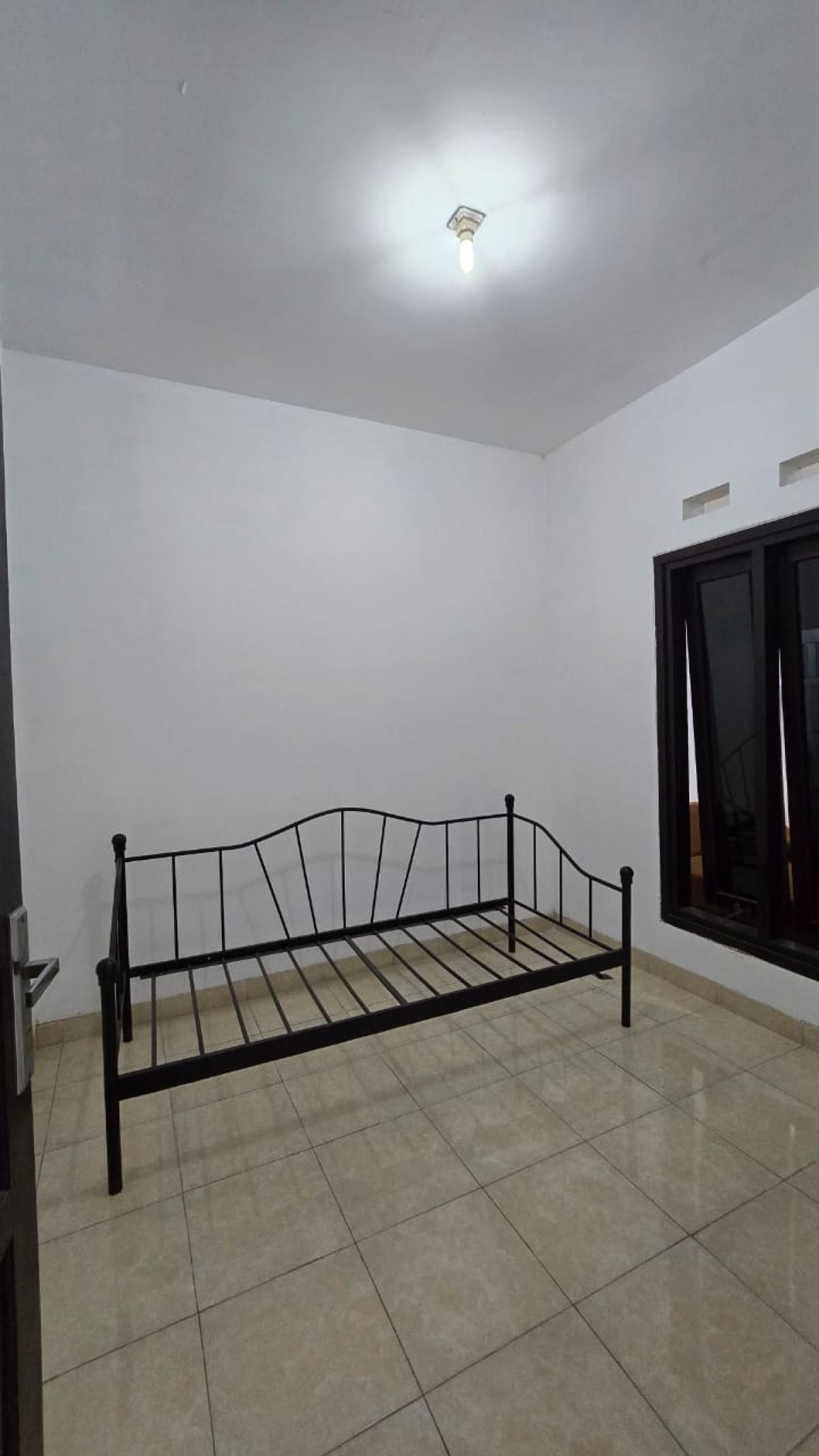 Dijual Rumah Bagus Siap Pakai di Lokasi Cluster Colomadu Solo!! - Foto 7