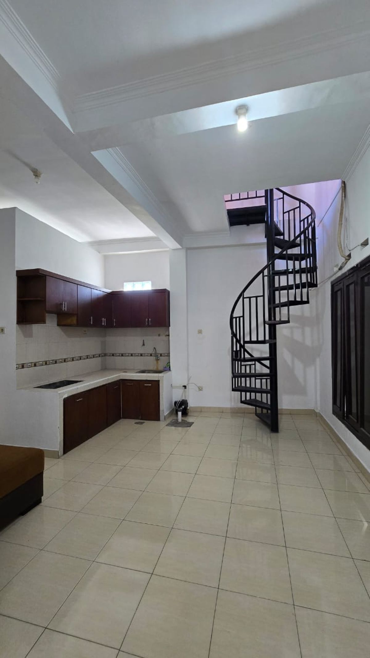 Dijual Rumah Bagus Siap Pakai di Lokasi Cluster Colomadu Solo!! - Foto 8
