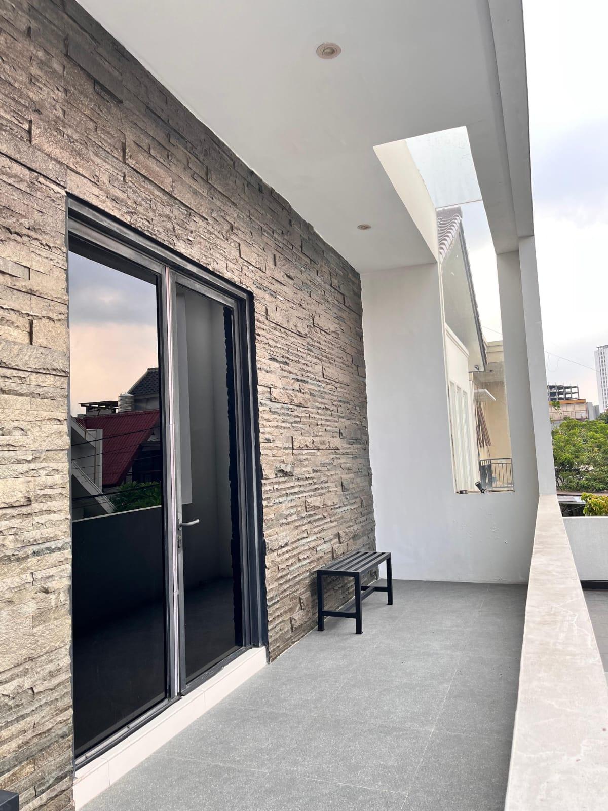 Rumah siap huni di Camar sektor 3 Bintaro Jaya Tangerang Selatan - Foto 2