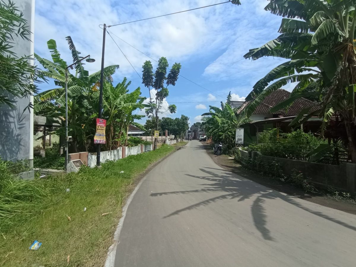 Disewakan Gudang Bagus Strategis Siap Pakai. Lokasi Strategis Dekat Stasiun Gawok, Kawasan Industri dan Pergudangan Gatak. Akses Jalan Kontainer, Cocok Untuk Investasi Usaha. - Foto 3