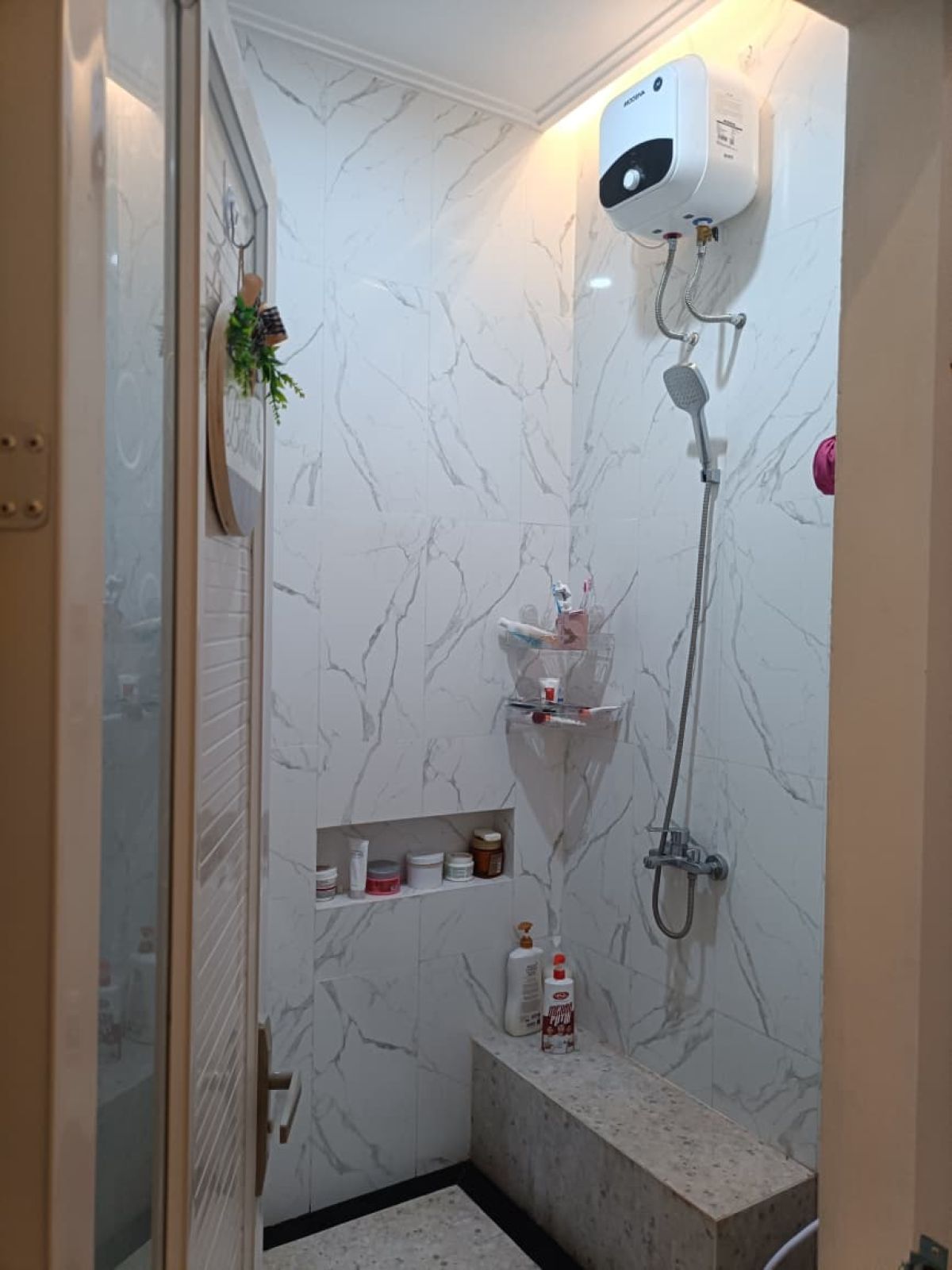 Dijual Rumah Siap Pakai  1,5 Lantai di Colomadu, Gagak Sipat. Lokasi Strategis Dekat Transum, Taman Hiburan, Pintu Tol. - Foto 7