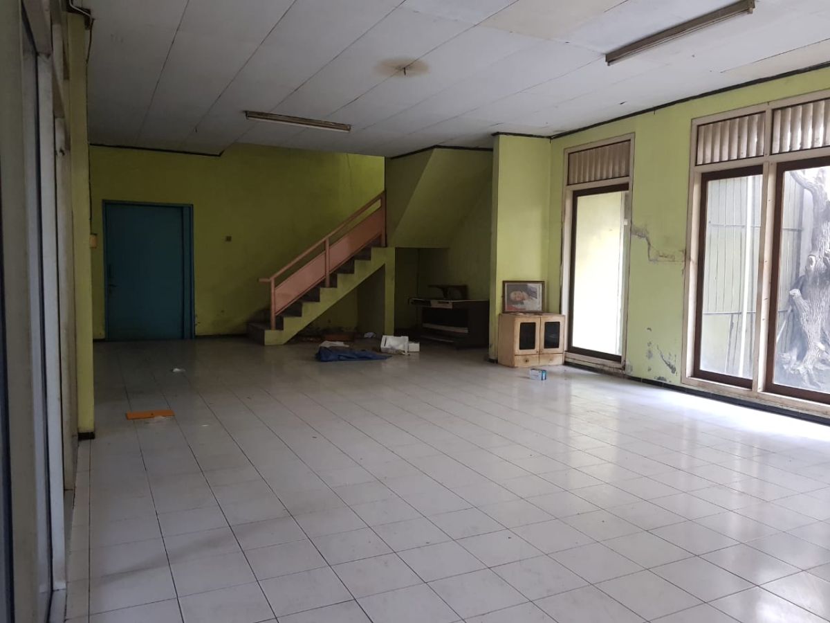 Dijual Gudang atau Pabrik Strategis Pinggir Jalan Sumpah Pemuda Solo, Akses Mudah dan Dekat ke Tol. - Foto 7