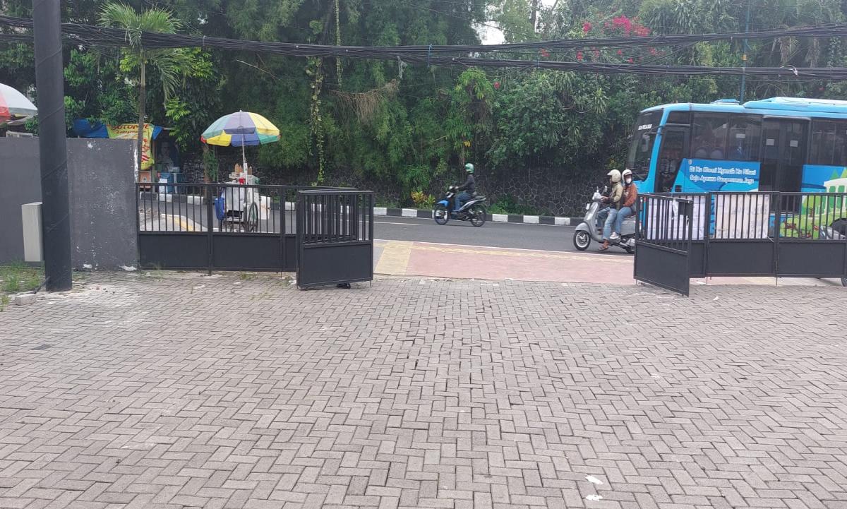 Disewakan Tempat Usaha Strategis di Jl. Raya Tajur Bogor – Lokasi Ramai & Potensial - Foto 2
