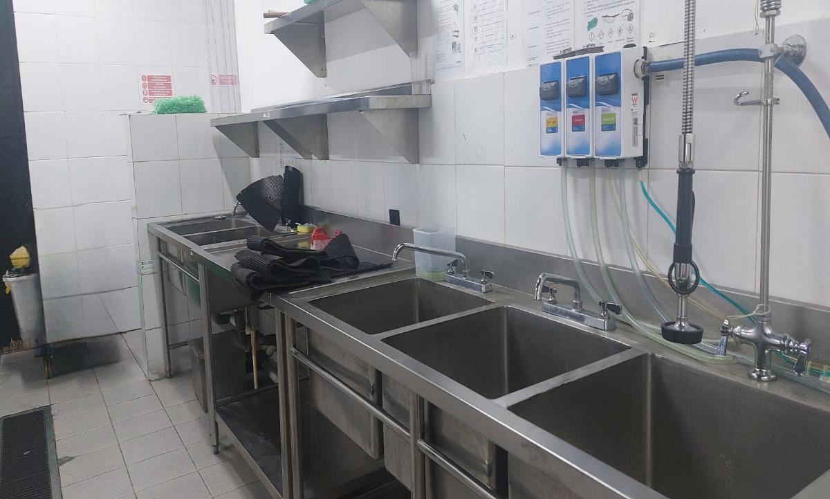 Disewakan Tempat Usaha Strategis di Jl. Raya Tajur Bogor – Lokasi Ramai & Potensial - Foto 13