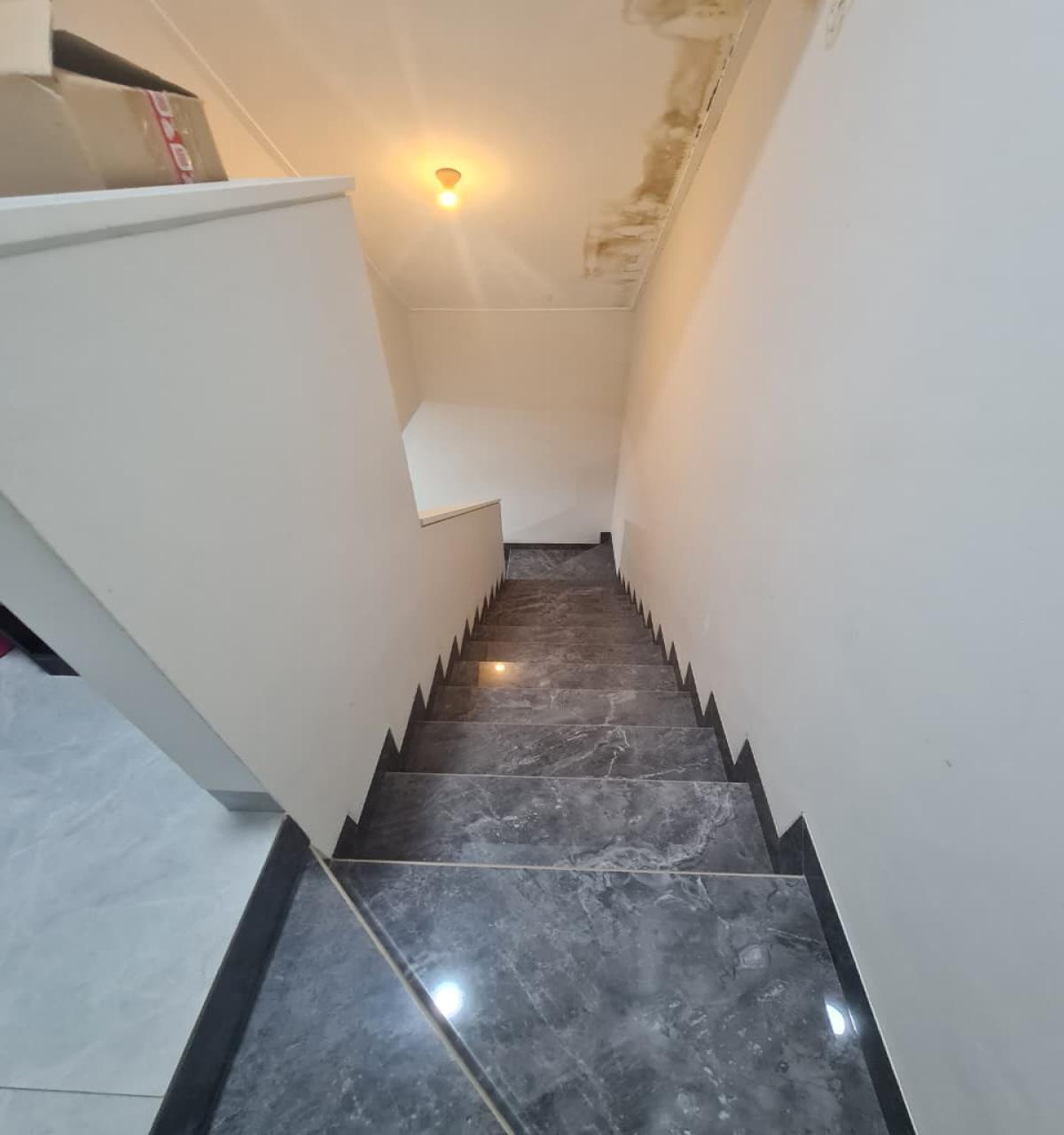 Dijual Hunian Modern 2 Lantai di Alam Sutera, Tangerang Selatan - Foto 10