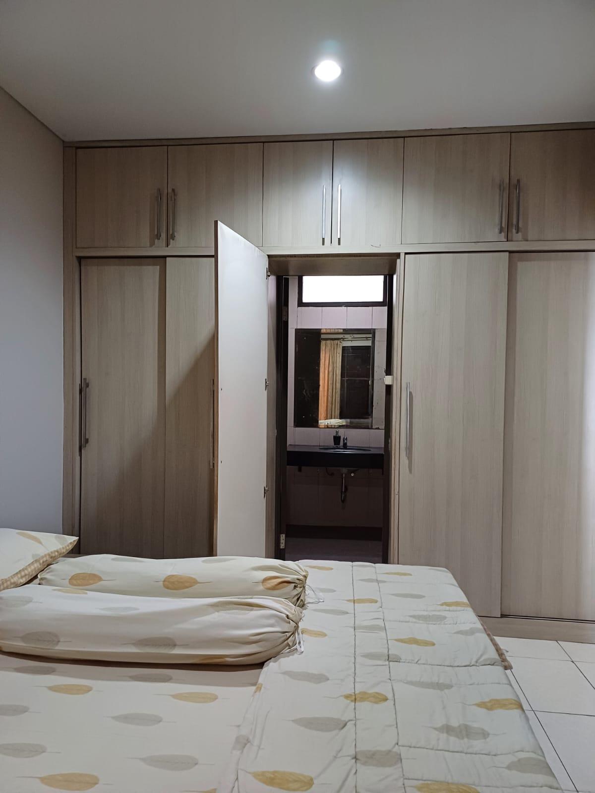 Dijual Cepat Rumah 2 Lantai Luas 105 m² di Raffles Hills Cibubur – Akses Mudah ke LRT & Mall - Foto 8