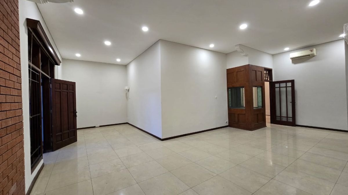 Dijual Rumah Bagus Siap Pakai Pusat Kota di Serengan Solo - Foto 8